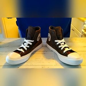 Women's Size 6 Black Chuck Taylor All Star Converse With Lunalor
